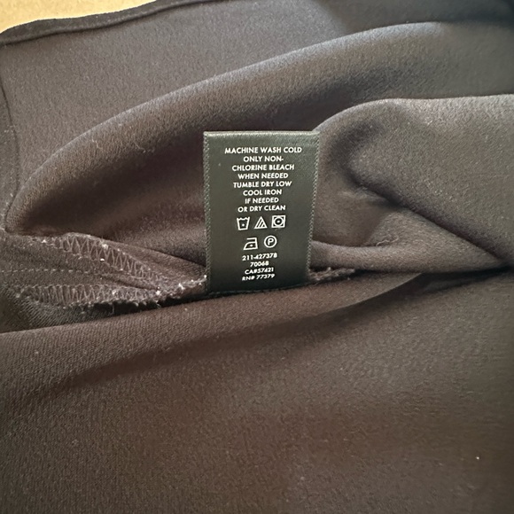 Ann Taylor Black cold shoulder top - Picture 9 of 11